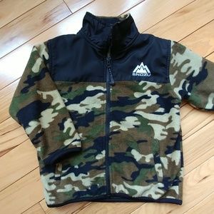 Snozu Sweatshirt size 5/6